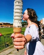 Lecchiamo tutti la Torre di Pisa